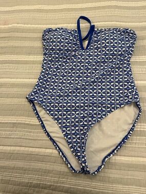 Shade & Shore Blue and White Patterned One-Piece Swim